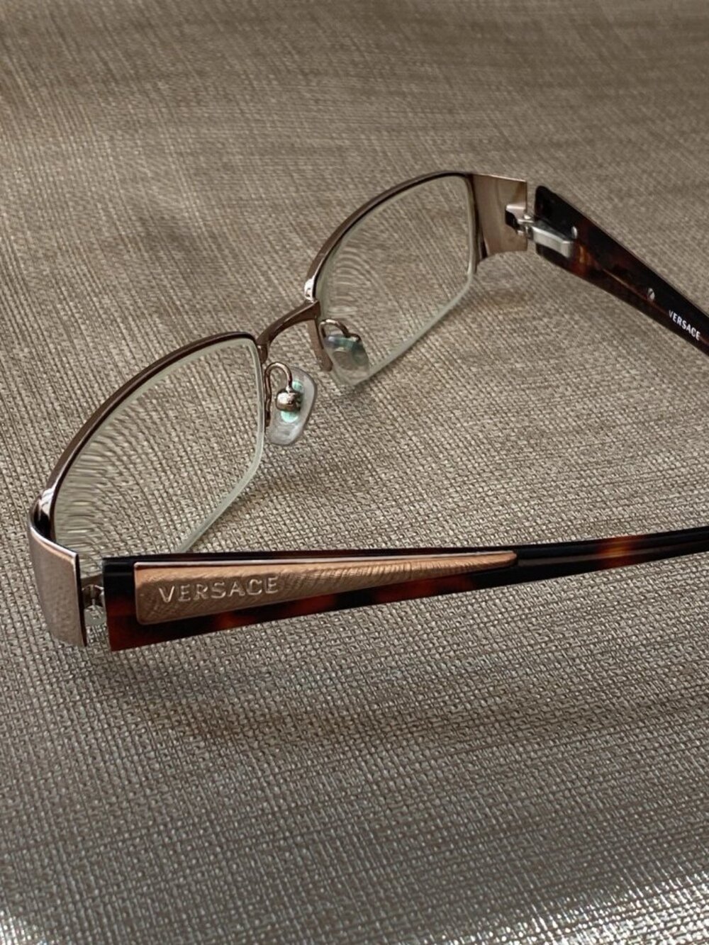 Vintage Versace MOD 1109 Eyeglasses Frames Italy Tortoise Gold Tone 50-18 135